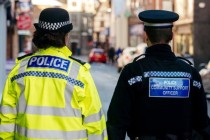 英国警方再逮捕一名涉嫌参与首相住宅纵火案嫌疑人